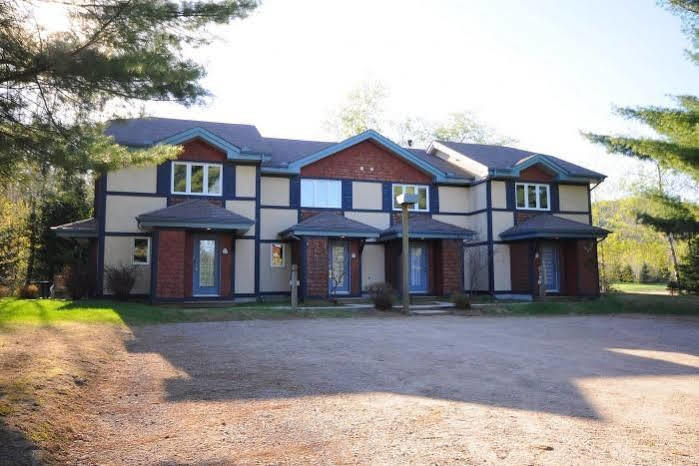 L'Aiglon - Rvmt Hotell Mont-Tremblant Exteriör bild